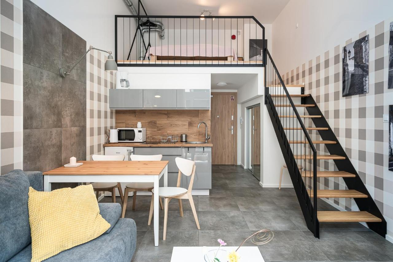 Rentplanet - Apartamenty Zarembowicza วรอตซวาฟ ภายนอก รูปภาพ