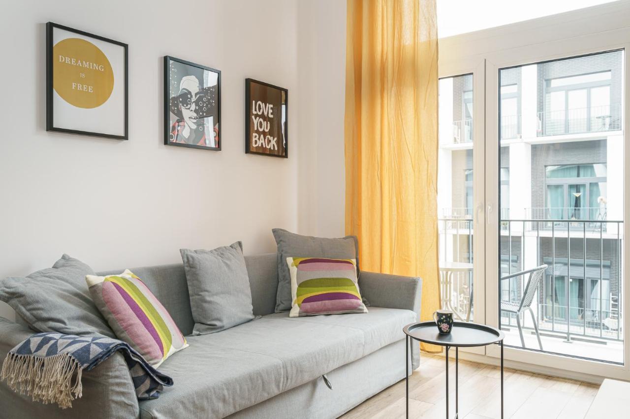 Rentplanet - Apartamenty Zarembowicza วรอตซวาฟ ภายนอก รูปภาพ