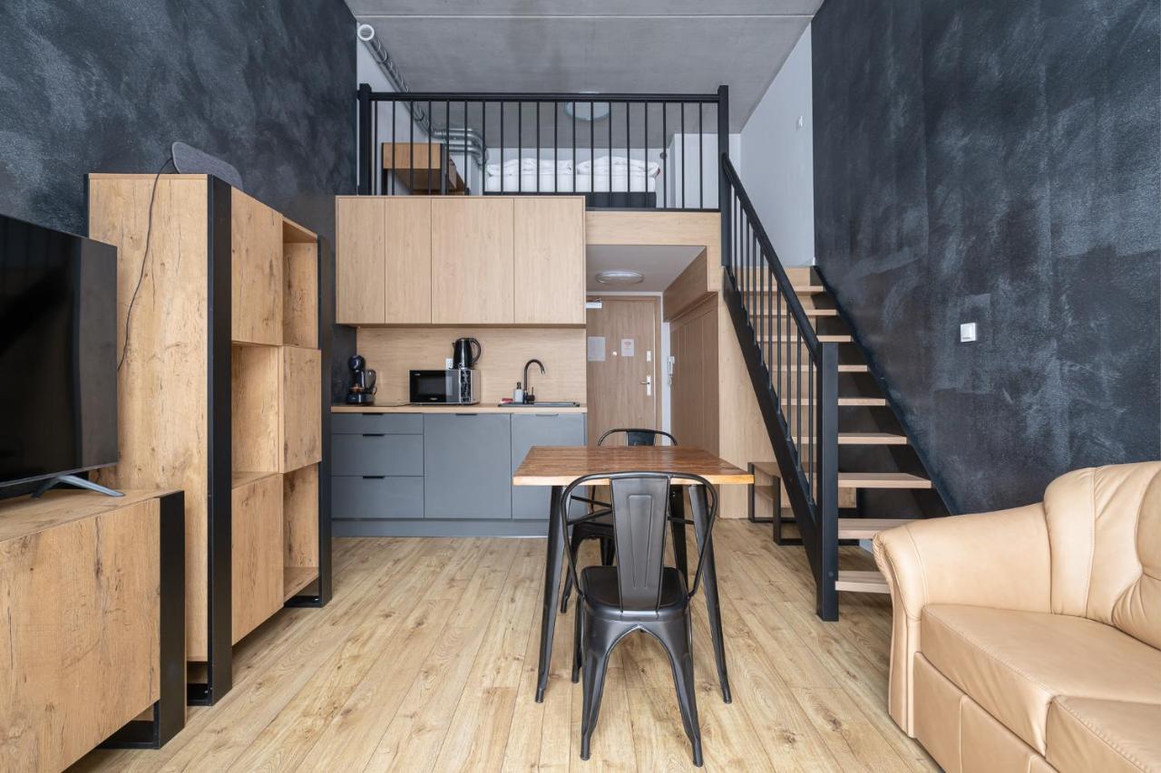 Rentplanet - Apartamenty Zarembowicza วรอตซวาฟ ภายนอก รูปภาพ
