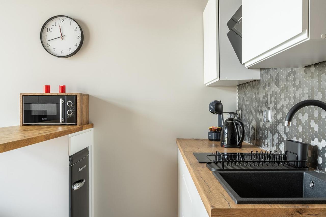 Rentplanet - Apartamenty Zarembowicza วรอตซวาฟ ภายนอก รูปภาพ