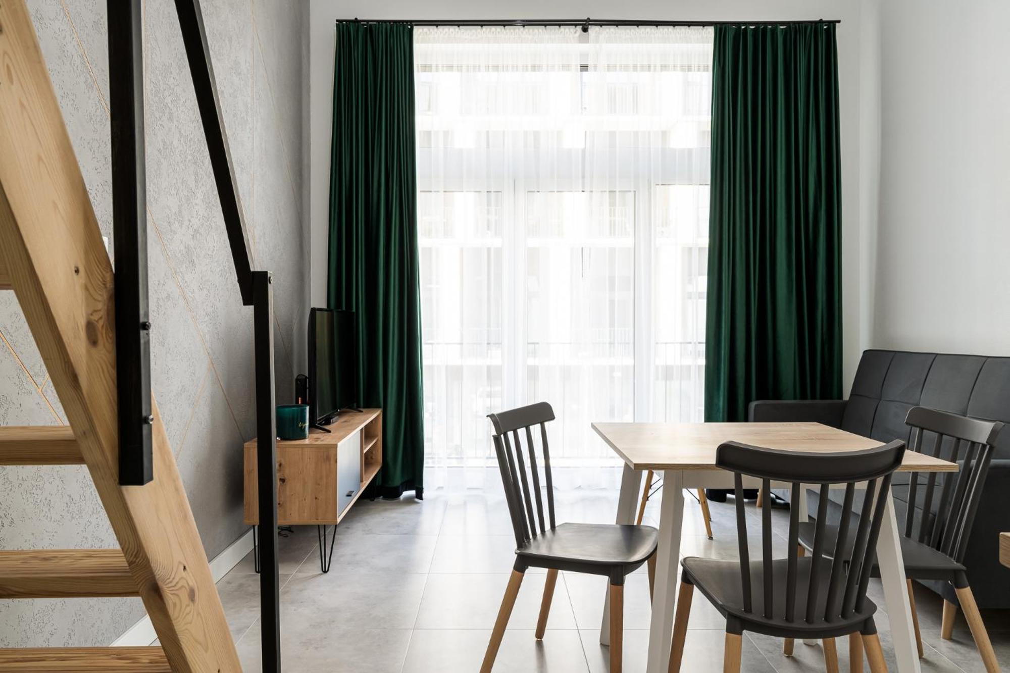 Rentplanet - Apartamenty Zarembowicza วรอตซวาฟ ภายนอก รูปภาพ