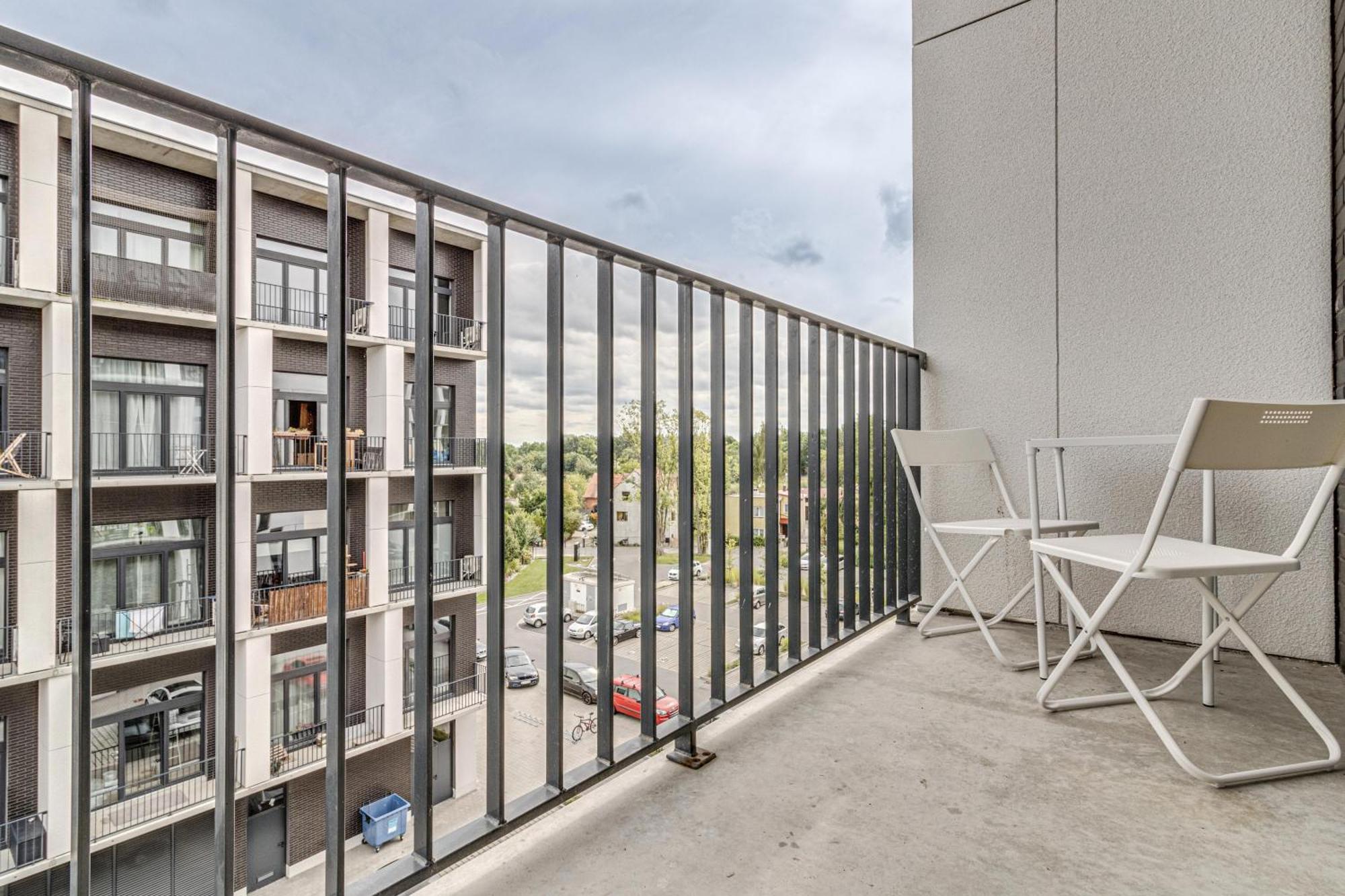 Rentplanet - Apartamenty Zarembowicza วรอตซวาฟ ภายนอก รูปภาพ